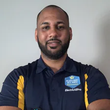 Hugo Balbuena - Master Electrician, Electric All Pro